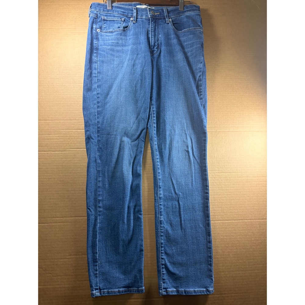 Levi's Classic Straight Jeans Womens Size 30 Blue Denim Mid Rise Straight Leg